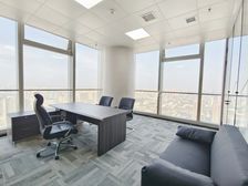 开福地标!华创国际广场 精装修 双面采光 高区江景 绿地