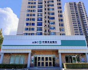 带20停车位丶年租金60万丶地铁口30米丶把角独栋丶个人能买