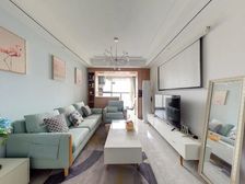 九龙湖西 出门就是地铁口 两房 光线好