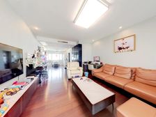 锦丽苑带租车位自住装修保养好,通透独立自行车库