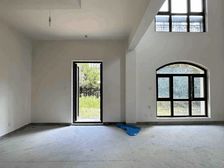 保利茉莉公馆类独栋别墅非常正气,法式边套,让您居住非常舒适!