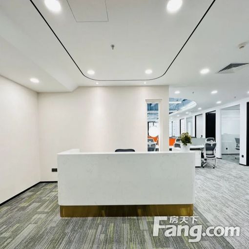 国贸商圈 光华路SOHO 轻奢风装修 随时看房拎包入住