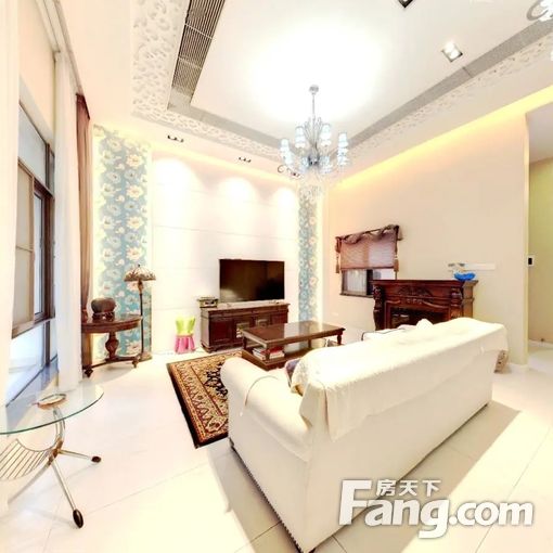 万科红郡别墅 装修保养好 南北通透 户型实用 安静舒适 诚租