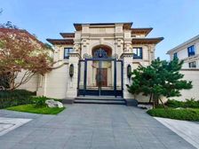 舜山法式独栋别墅,小区性价比高,房屋单层面积大。