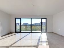 业主急售!中海京叁號院 3室2厅 客厅面宽6米6 随时看房