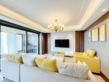 525万临河小区善水豪装大平层)无杂税 另有车位 中间楼层