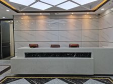 24h空调滨江金融板块地铁口 家具可调整576平8加80卡位