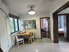 新上!两房朝南 全新装修 东方旁 中间楼层 带车位 满五税少