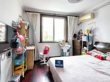 新上 中间楼层 一梯两户 两房朝南 拎包入住 满五税少