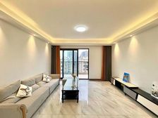 业主亏本30W诚心出售,看房方便有钥匙,开发商装修,租掉了