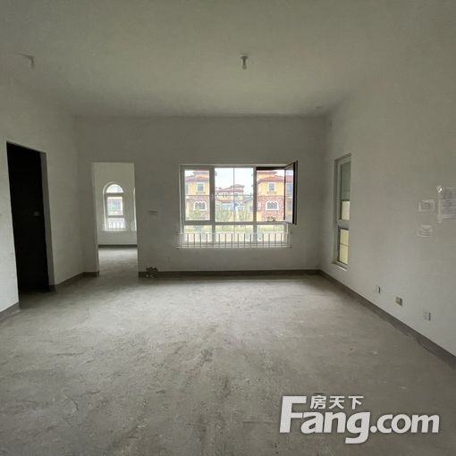 (专做香江)独栋别墅 大花园 可以长租 有钥匙 看房随时