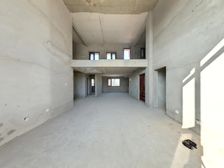 鑫界王府6米挑空跃层,带50平露台,总价低475万可谈