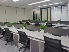 朝阳门商圈 联合大厦 精装修带家具 高区正对电梯 特价出租