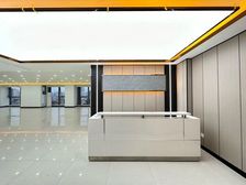 紫荆山路双地铁口裕鸿国际260平精装写字楼 定制家具金成国贸