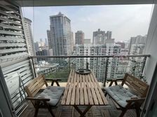 业主移民低价急抛!徐家汇核心地段,南北通,精装带车位,价可谈