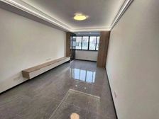 复试!70万豪华精装修顶楼带电梯,中央空调全屋地暖
