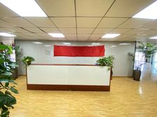 捡漏!裕华路 金领方北万达 精装600平电梯口 13个隔间