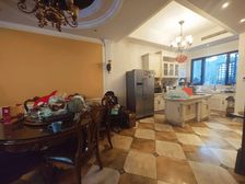 浦江南北精装修233.93平1850.00万元难找房子