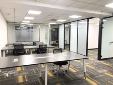 精选推荐)高碑店联信国际大厦精装办公室200平4元可配家具