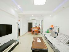 急急急!!青城山本部,82平精装两房,户型方正实用,随时看房