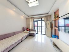 业主 急售 精装2房 中间楼层 看房方便 采光好