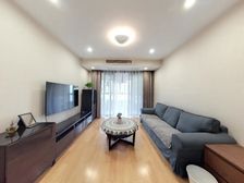 龙湖天街一期,满二年,中高楼层,看房提前联系