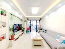 阳山片区 一套总价不高的小户 环境宜居 有山水