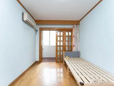 新上好房,一梯两户双南户型,看房有钥匙,带车位,固定车位!