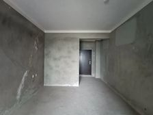 单配带阳台 诚心出手 住宅性质