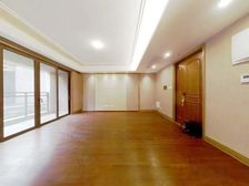 旭辉铂悦府全新未住人,空置,小区中间位置,采光好,满两年!