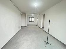 在寂静中品味,在喧闹中生活,此房安闲舒适,是您的选择!