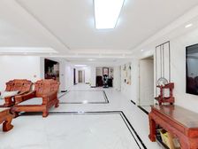 下复式,带北边院子 精装修复式,喜欢的朋友联系