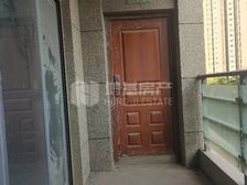 九颂精装三房,小区环境好,拎包入住