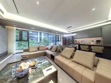 龙湖天宸原著 4室3厅 南北向 带车位 高性价比