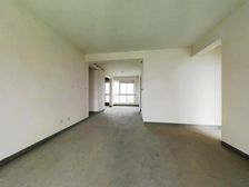 望湖湾130平,一梯一户,全新毛坯,业主急用钱诚心出售