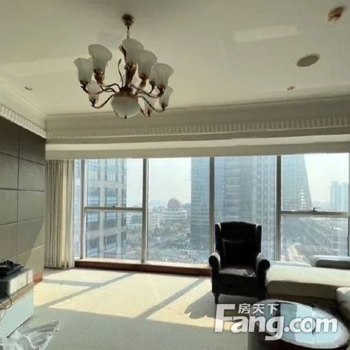 东海路9号 西南向海景套二 管家式 小区地铁旁