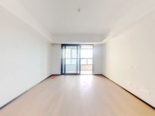 次新社区,环境优美,中间楼层采光好,配套齐全。