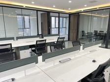 绿地新都会 户型 大落地窗 223平带全套家具出租