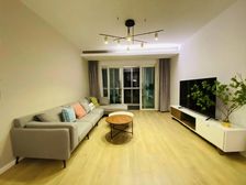 港汇核心地段,4开间朝南,安静采光好,业主置换,价格可议!