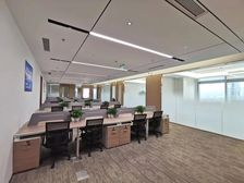 团结湖商圈 嘉铭中心 精装修带家具 高区正对电梯 特价出租