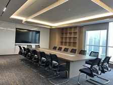 锦业路甲级写字楼,精装带家具,前期特价出租。可以定制装修。