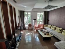 双车位 大宁山庄联排别墅低价出售 地上三层 南北庭院