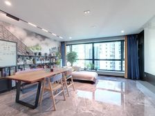 海晟名苑南区 4室2厅 243.24平