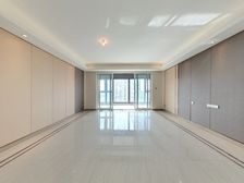 保利独墅西岸>一线湖景大四居精装修从未入住.使用.率高有车位