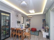 正规2居室带独立客厅出行方便有钥匙