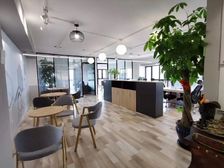 海特杨庄静洋科技 精装修150平米 随时看房 视野好 落地窗