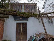 东山雕花楼西侧,207平,75万