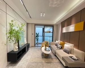此房手续齐全,格局好,采光好,无遮挡,出行方便