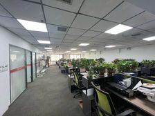 北站金融商圈 金利大厦 400平18万 带隔断家具 正对电梯