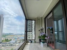 新挂牌,价格可谈,南北板式户型,送地下产权车位,
